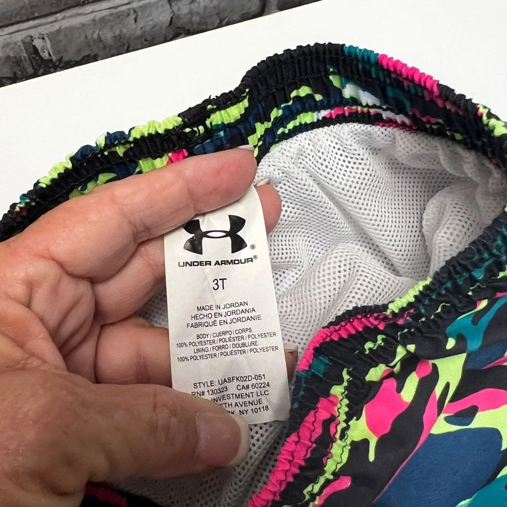 Under Armour swim‎